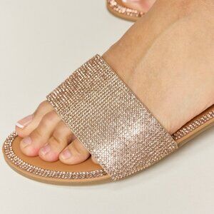 NWT WILD DIVA Rhinestone Open Toe Flat Sandals